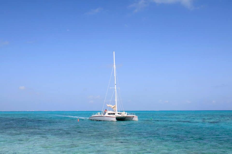 Luxury Boat Charters In The Cayman Islands - What to See & Do - 80