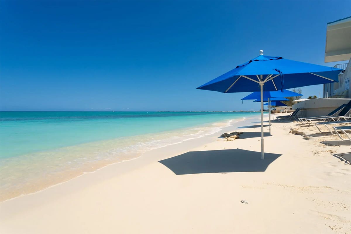Cayman Reef Resort, Seven Mile Beach